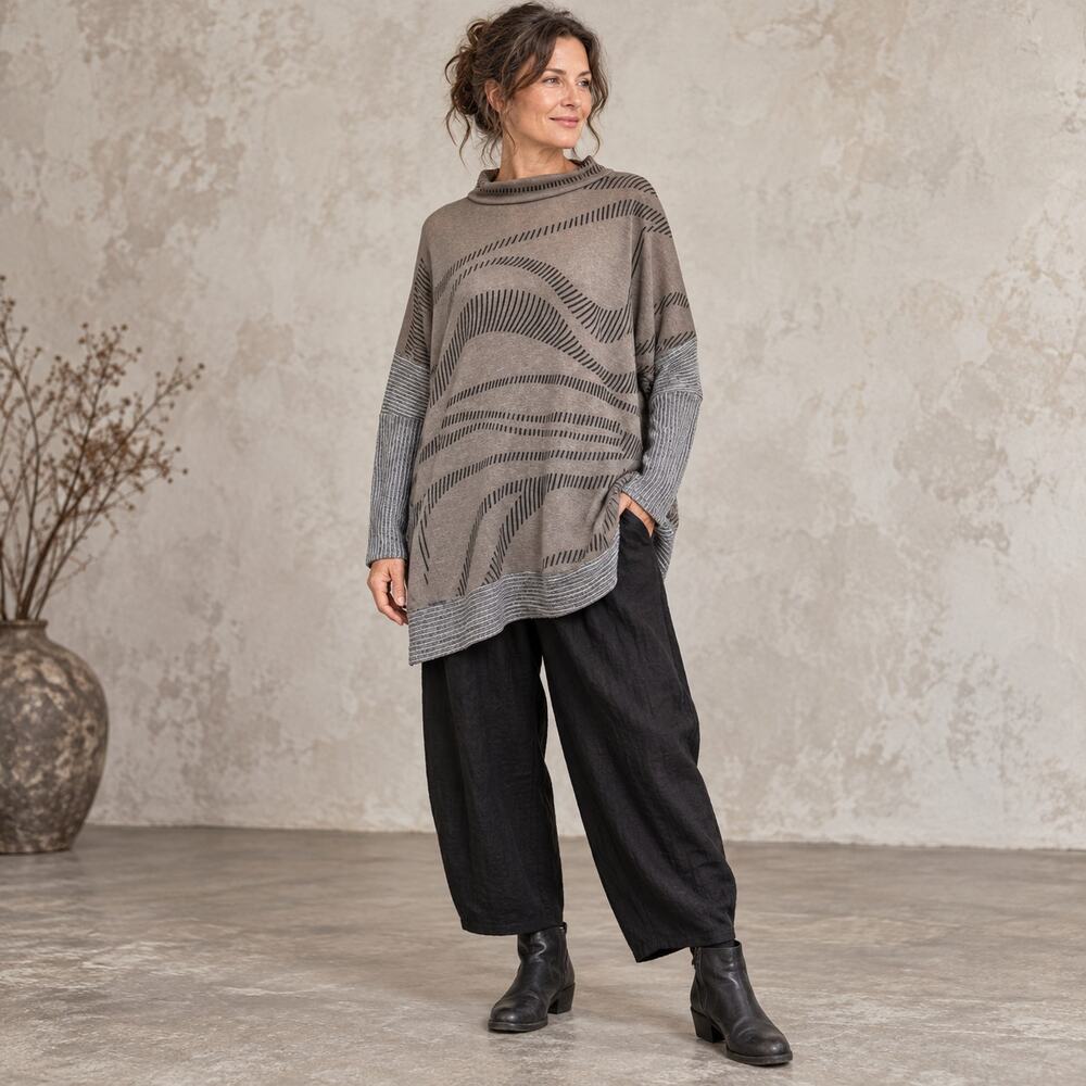 Ces Femme Abstract Tunic Womes Sweater Sz M Lagenlook Slouchy MockNeck Artsy